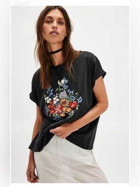 NWT Found Black Floral Embroidered Crewneck Top
